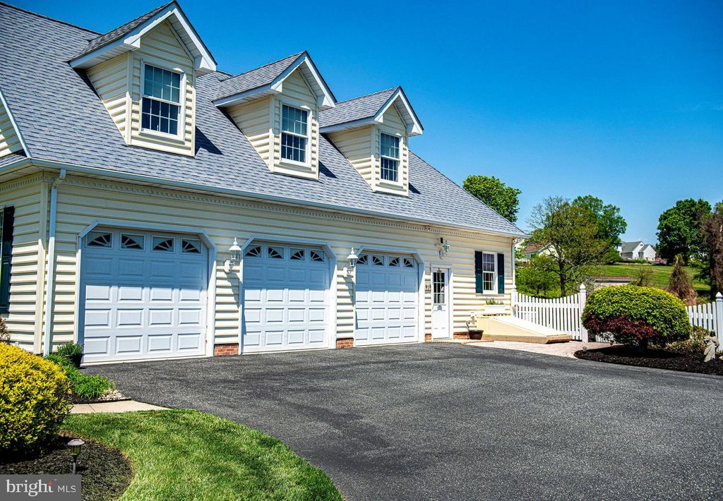 Image 10 of property listing at 1615 HENRY WAY, Forest Hill, MD 21050