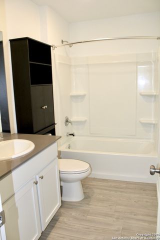 5831 Coahulia, Seguin, TX 78155