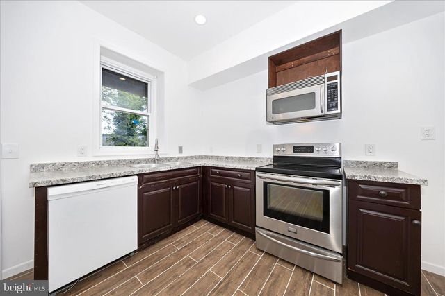 16 BELVIEW AVE, Hagerstown, MD 21742