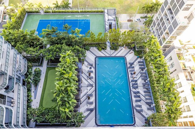 121 NE 34th St 2111, Miami, FL 33137