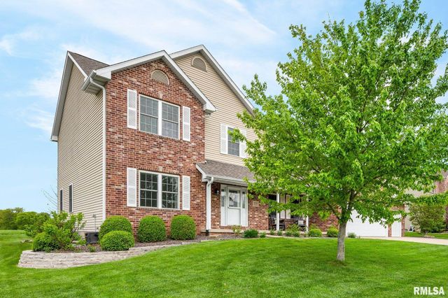 1020 GREENBRIER Lane, Washington, IL 61571