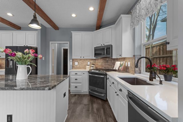 2708 Ponderosa Pine Drive, Flower Mound, TX 75028