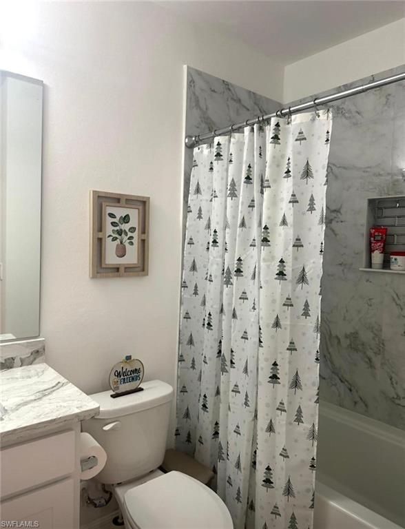 Image 11 of property listing at 932 SW 7th AVE, Cape Coral, FL 33991