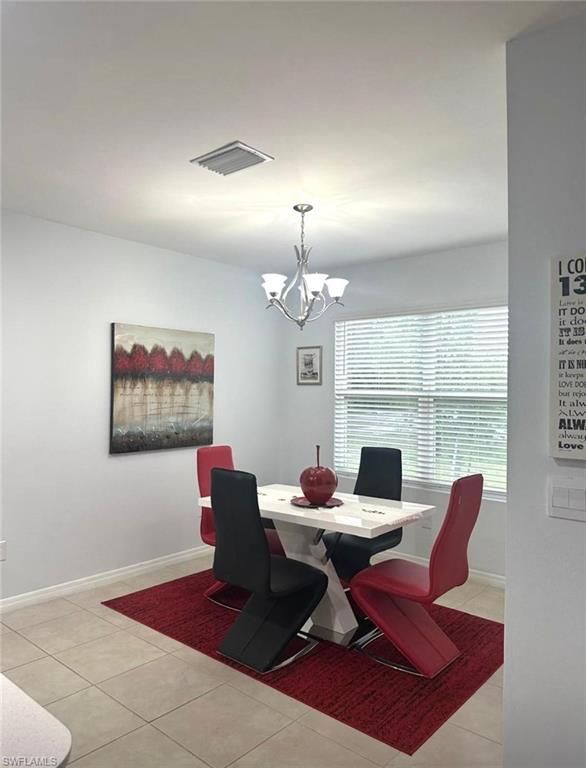 Image 9 of property listing at 932 SW 7th AVE, Cape Coral, FL 33991
