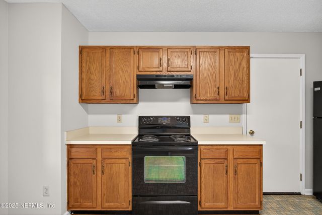 2512 BLUFFTON Drive, Jacksonville, FL 32224