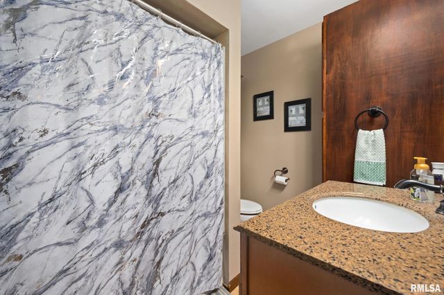 1111 S MESA Drive, Peoria, IL 61607