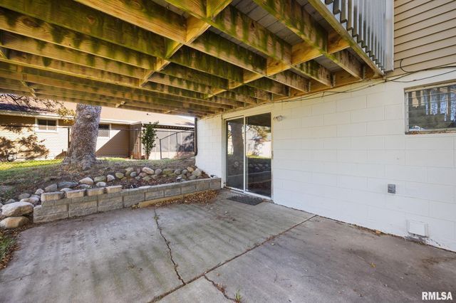 1111 S MESA Drive, Peoria, IL 61607