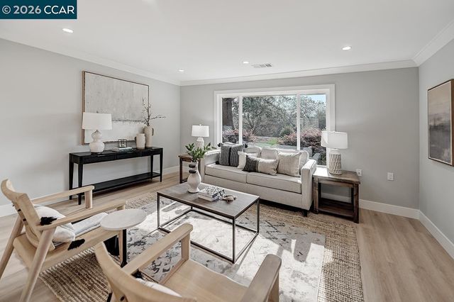 2641 Golden Rain Rd 4, Walnut Creek, CA 94595