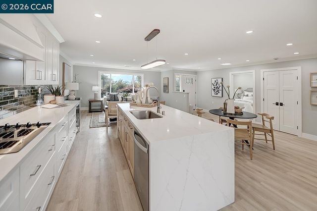 2641 Golden Rain Rd 4, Walnut Creek, CA 94595