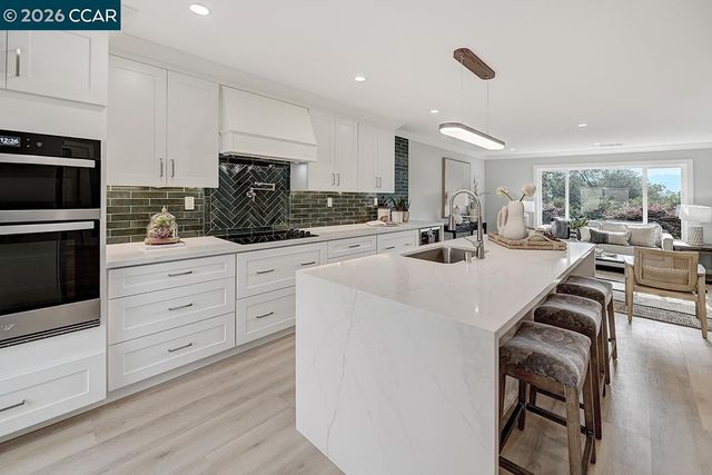 2641 Golden Rain Rd 4, Walnut Creek, CA 94595