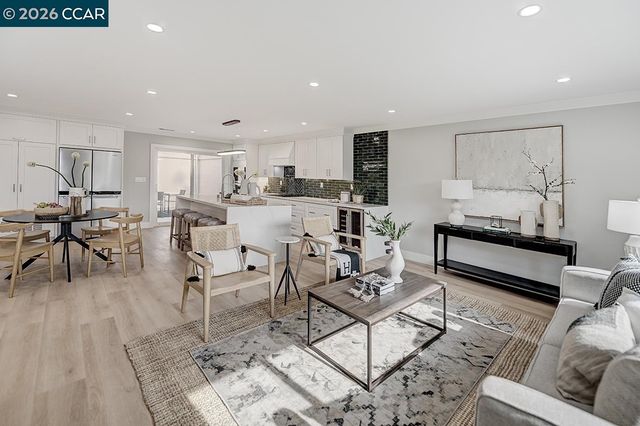 2641 Golden Rain Rd 4, Walnut Creek, CA 94595