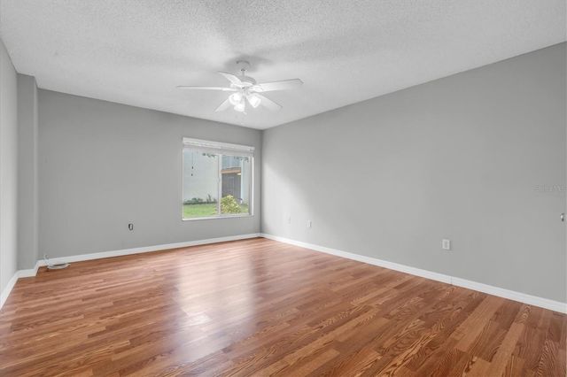 675 99TH AVENUE N 102, St Petersburg, FL 33702