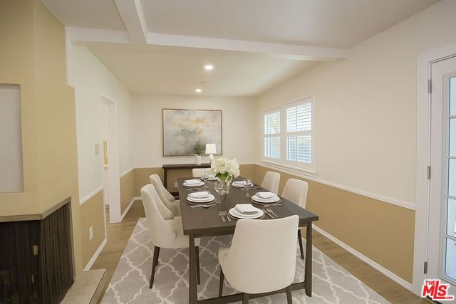 7465 N Forbes Avenue, Lake Balboa, CA 91406