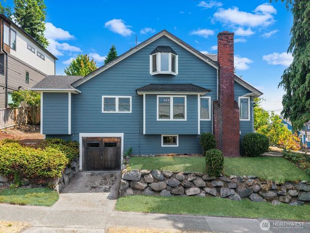 102 N 41st Street, Seattle, WA 98103