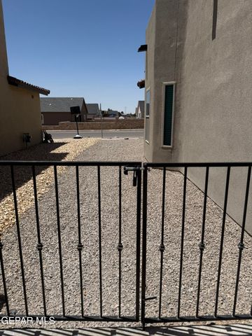 10148 Texas Madrone Drive, Socorro, TX 79927
