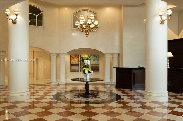 20000 E Country Club Dr 307, Aventura, FL 33180