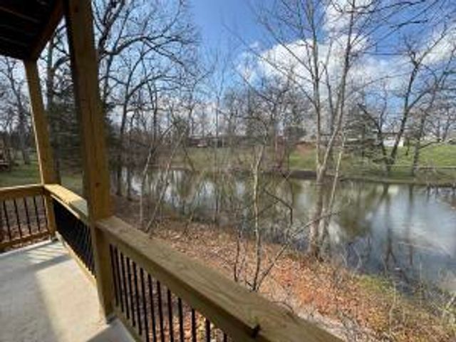 1907 N Lake Lane, Nixa, MO 65714