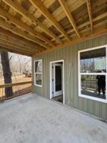 1907 N Lake Lane, Nixa, MO 65714
