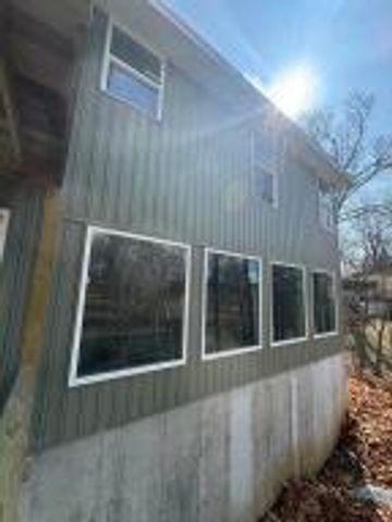 1907 N Lake Lane, Nixa, MO 65714