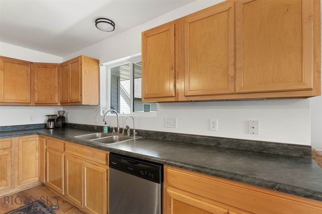 108 10th Street B, Belgrade, MT 59714