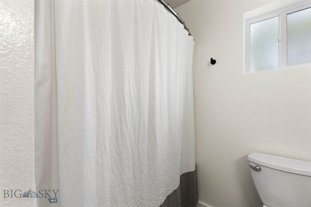 108 10th Street B, Belgrade, MT 59714