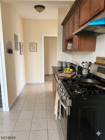 93 Davenport Ave 4, Newark City, NJ 07107
