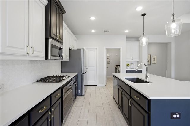 9836 Chaparral Pass, Fort Worth, TX 76126