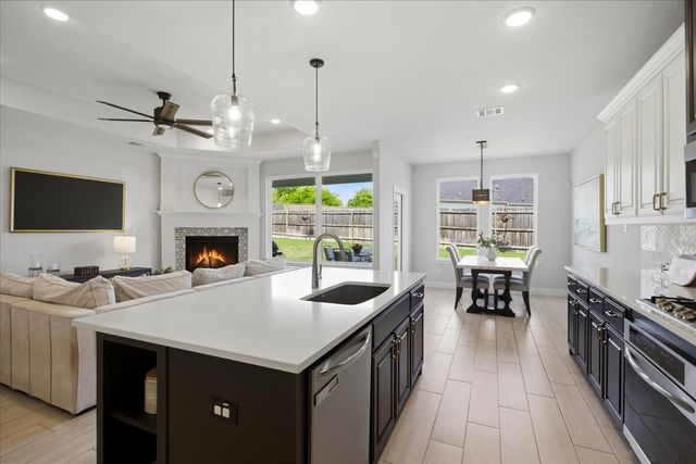 9836 Chaparral Pass, Fort Worth, TX 76126