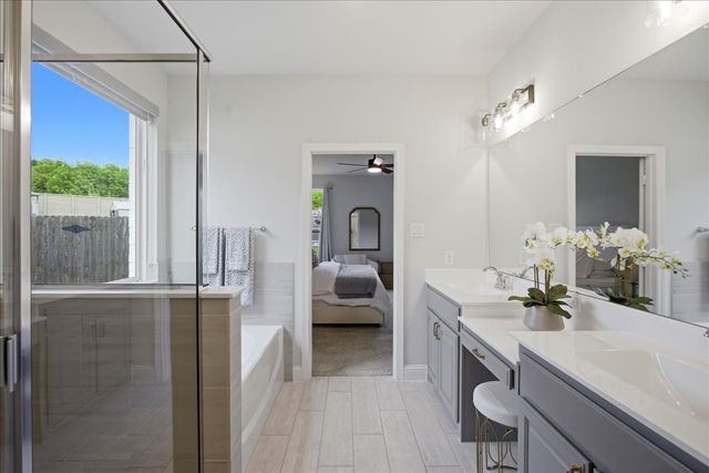 9836 Chaparral Pass, Fort Worth, TX 76126