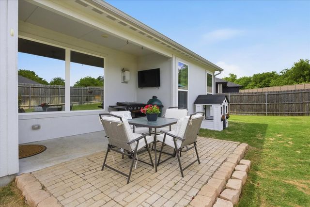 9836 Chaparral Pass, Fort Worth, TX 76126