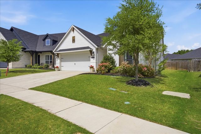 9836 Chaparral Pass, Fort Worth, TX 76126