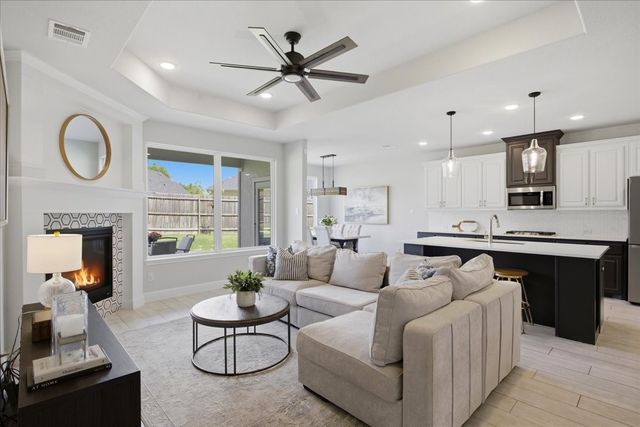 9836 Chaparral Pass, Fort Worth, TX 76126