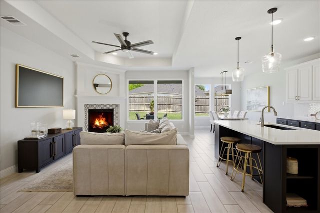 9836 Chaparral Pass, Fort Worth, TX 76126