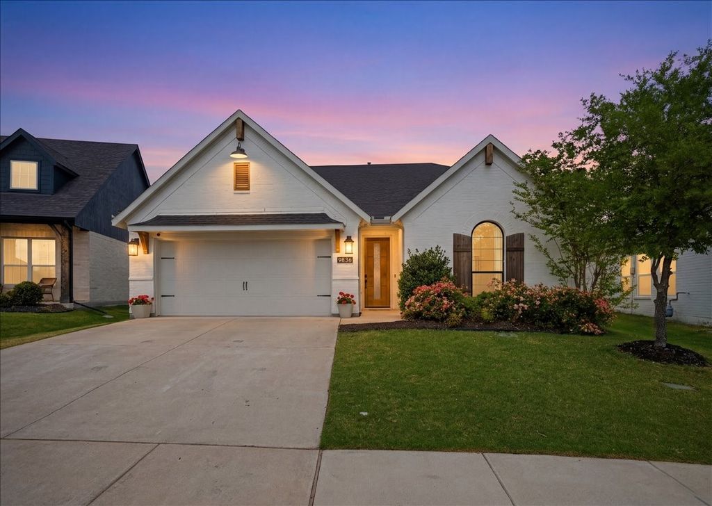 9836 Chaparral Pass, Fort Worth, TX 76126