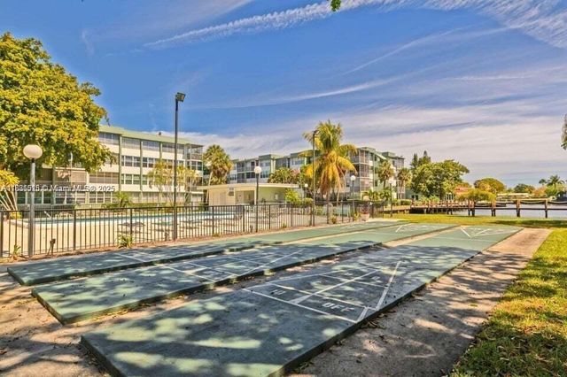 2781 Taft St 212, Hollywood, FL 33020
