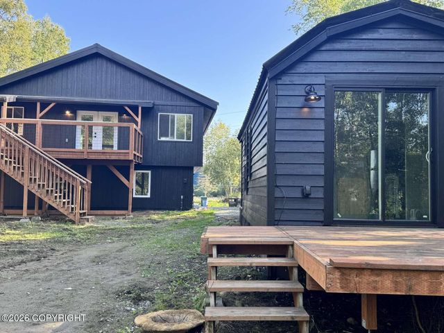 460 S August Circle, Wasilla, AK 99654