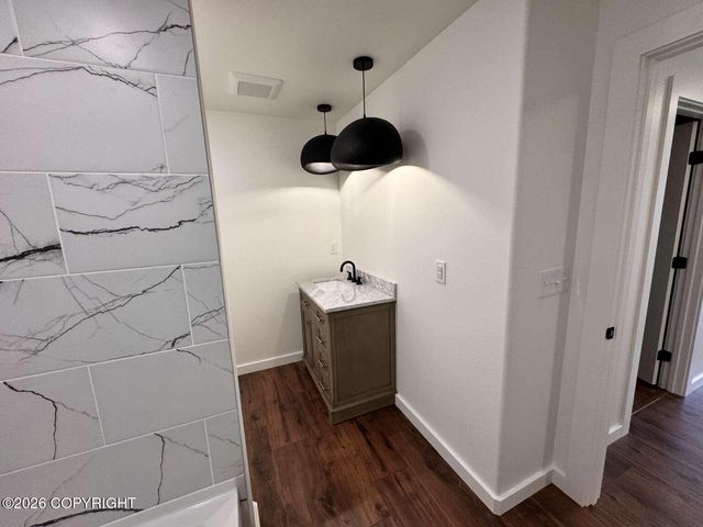 460 S August Circle, Wasilla, AK 99654
