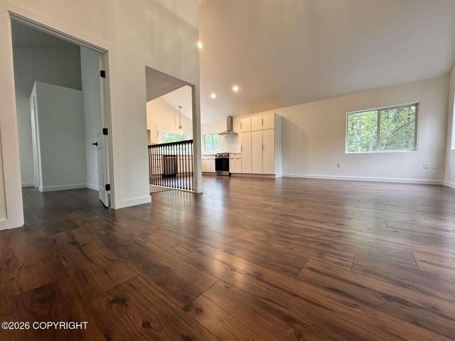 460 S August Circle, Wasilla, AK 99654