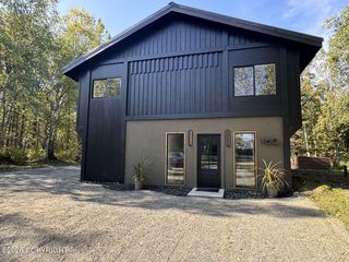 460 S August Circle, Wasilla, AK 99654