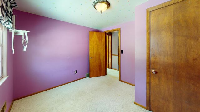 131 4th Place SE, Glenville, MN 56036