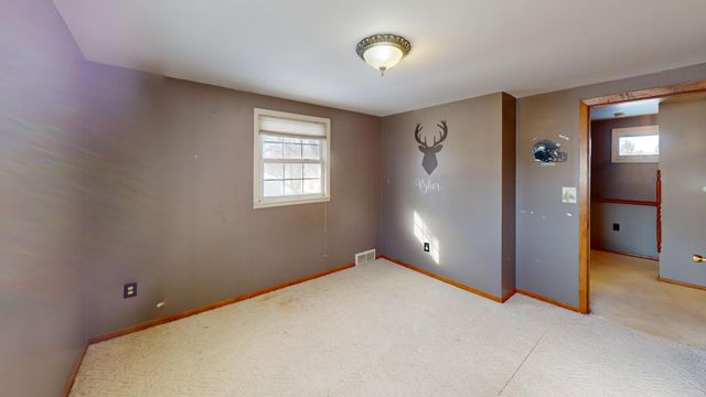 131 4th Place SE, Glenville, MN 56036