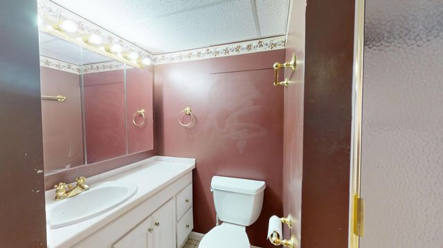 131 4th Place SE, Glenville, MN 56036