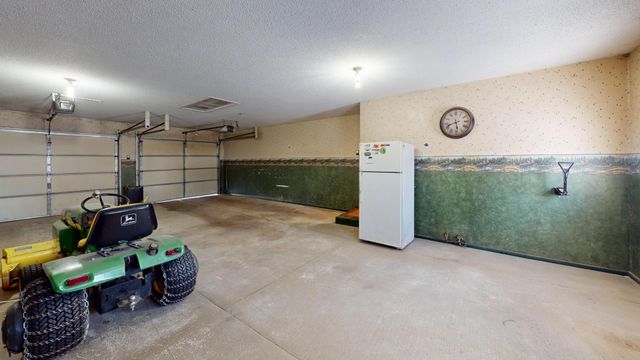 131 4th Place SE, Glenville, MN 56036