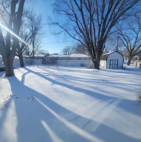 131 4th Place SE, Glenville, MN 56036