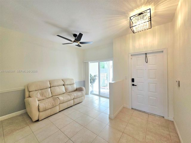 7611 Southampton Ter 110, Tamarac, FL 33321