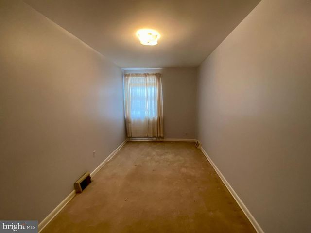 8662 JACKSON ST, Philadelphia, PA 19136