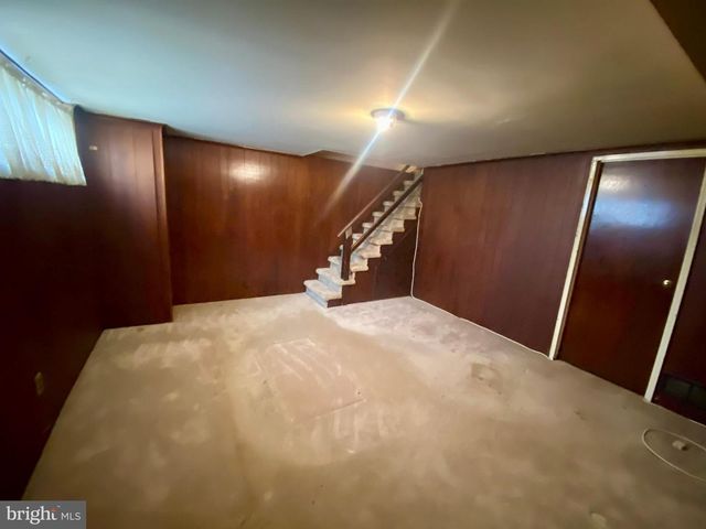 8662 JACKSON ST, Philadelphia, PA 19136