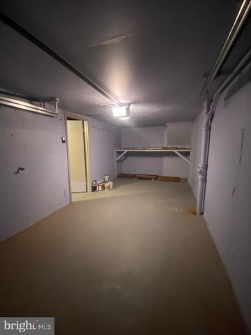 8662 JACKSON ST, Philadelphia, PA 19136