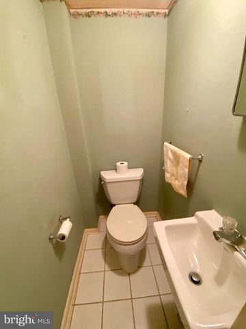 8662 JACKSON ST, Philadelphia, PA 19136