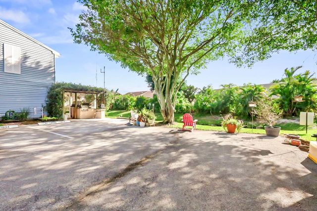 11894 Brier Patch Court, Wellington, FL 33414